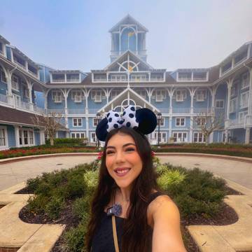 Familia de viaje en Walt Disney World con la asesoría de Dani Godinez