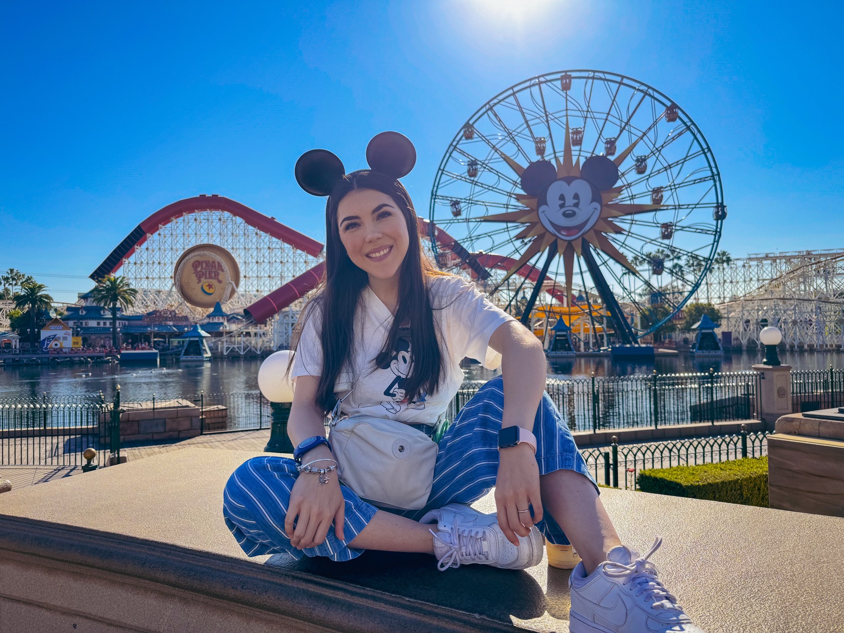 Dani Godinez en Pixar Pier, Disneyland California.